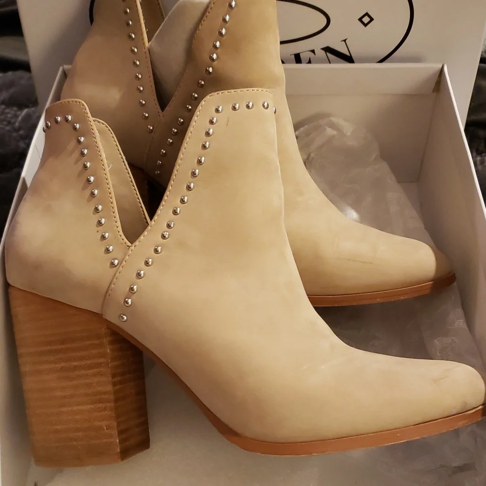 Booties - Picture 2 of 6